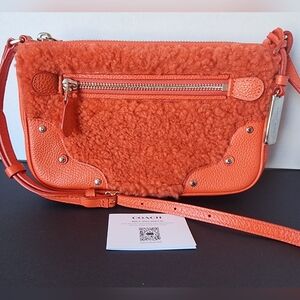✨️NWOT✨️ Coach Ryder Pouchette, Leather & Faux Sherling, Red, 2015